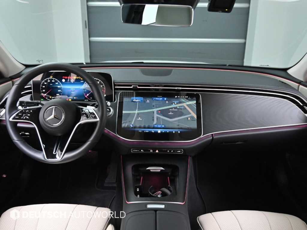 Mercedes Benz E class - Vista 7