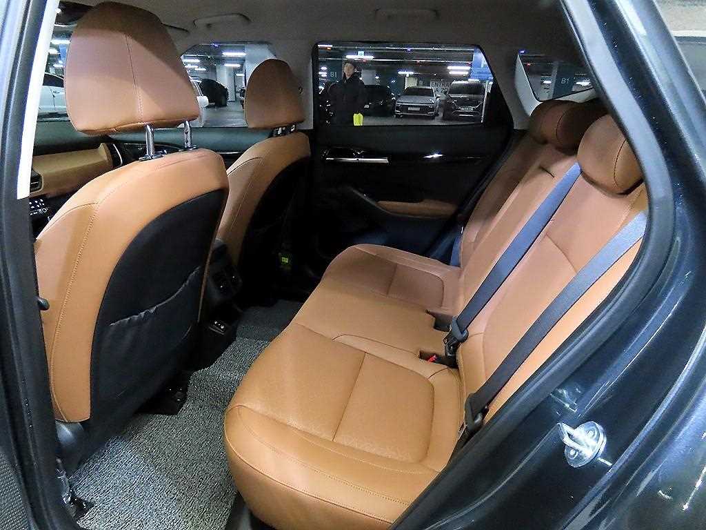 KIA Seltos - Vista 7