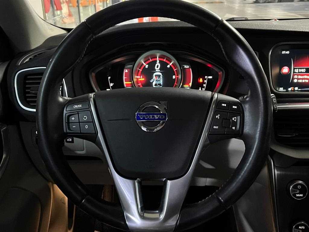 Volvo V40 - Vista 11