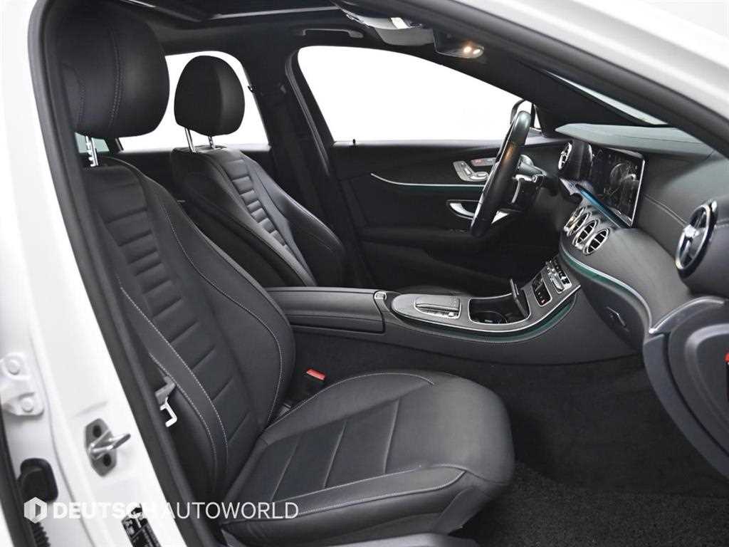 Mercedes Benz E class - Vista 10