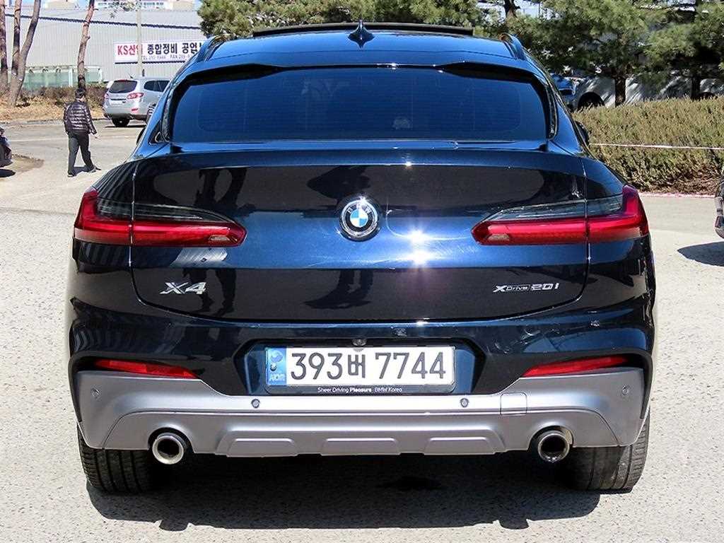 BMW X4 - Vista 4