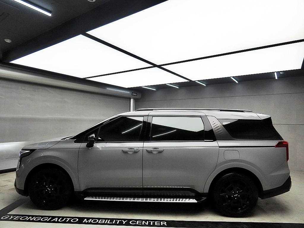 KIA Carnival - Vista 4