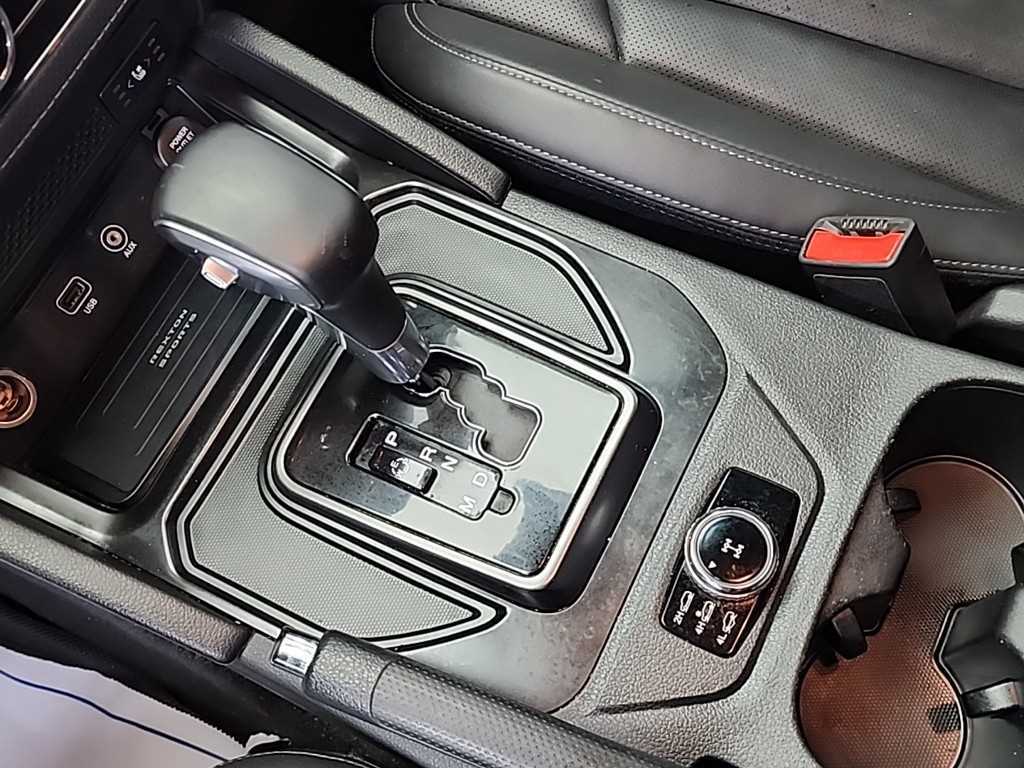 Ssangyong Rexton - Vista 8