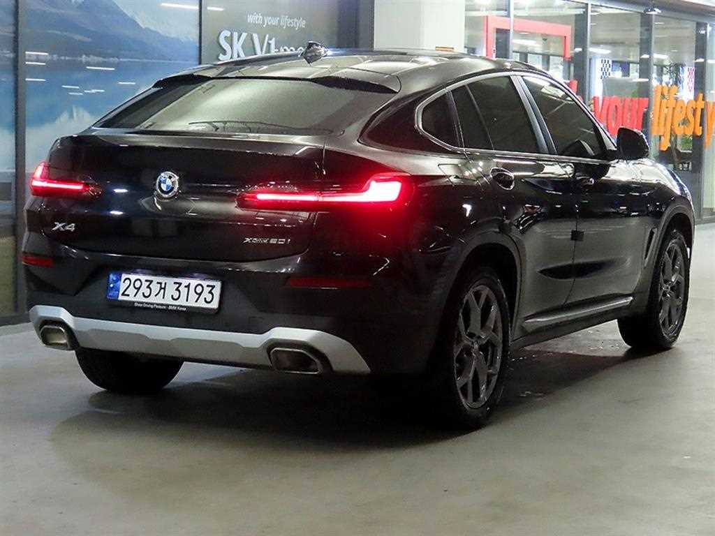 BMW X4 - Vista 4