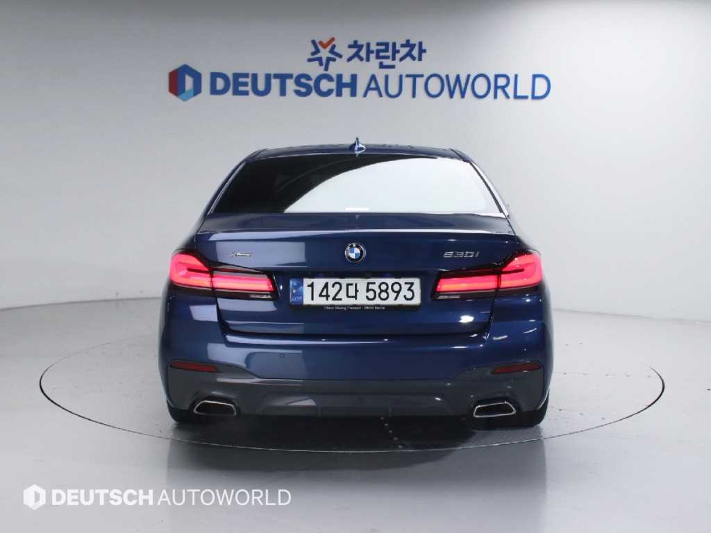 BMW 5 Series - Vista 4