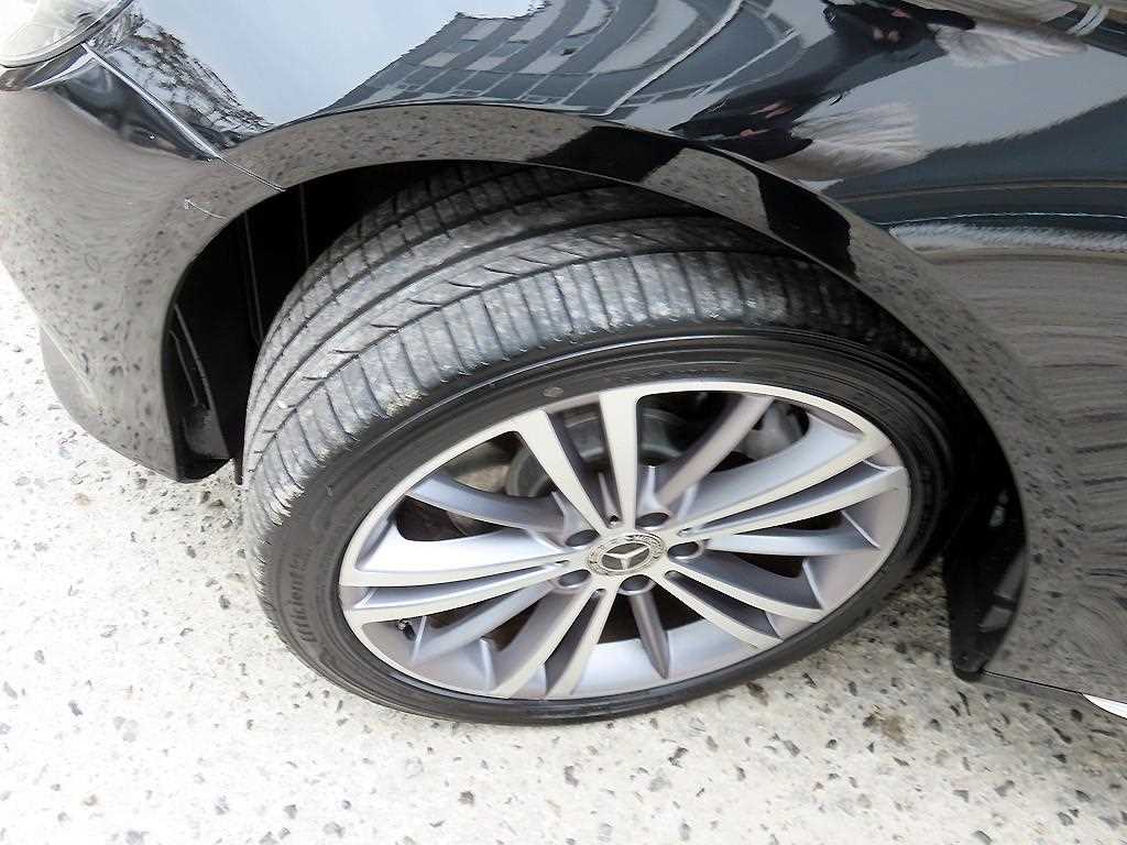 Mercedes Benz E class 2017 Negro - Importación desde Corea - HF Imports Iquique - Foto 20