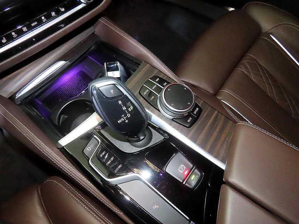 BMW 5 Series - Vista 11