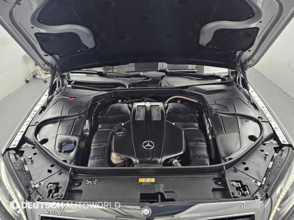 Mercedes Benz S Class - Vista 6