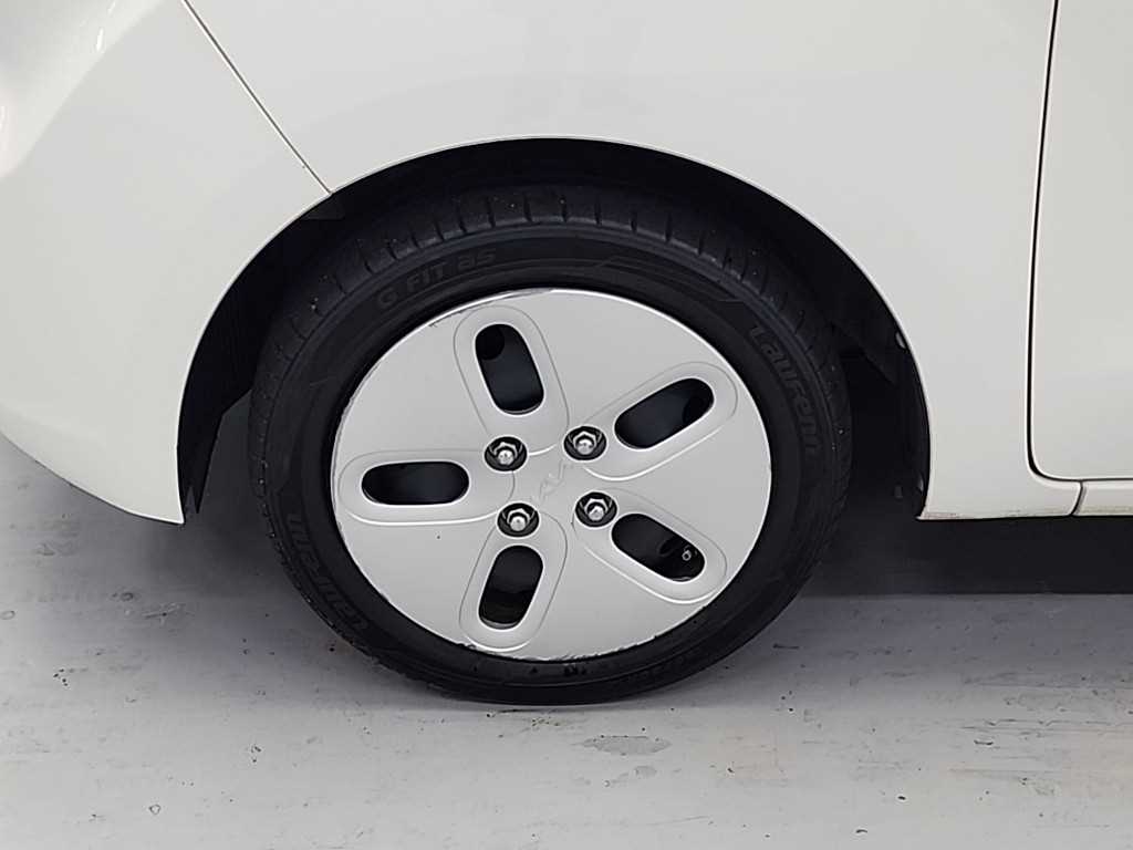 KIA Ray 2022 Blanco - Importación desde Corea - HF Imports Iquique - Foto 19