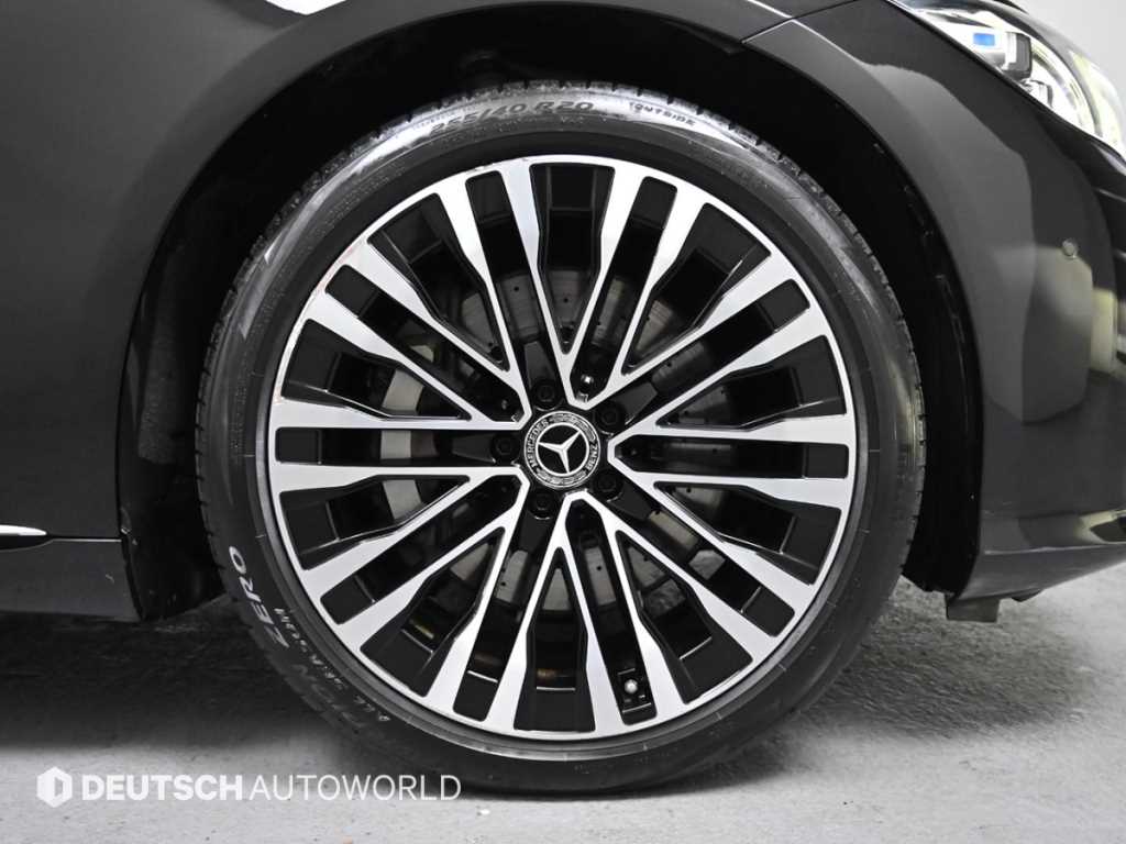 Mercedes Benz S Class - Vista 5