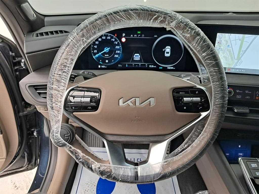 KIA K8 - Vista 7