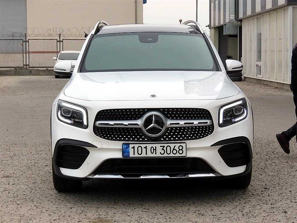 Mercedes Benz GLB Class 2021 Blanco - Importación desde Corea - HF Imports Iquique - Foto 1