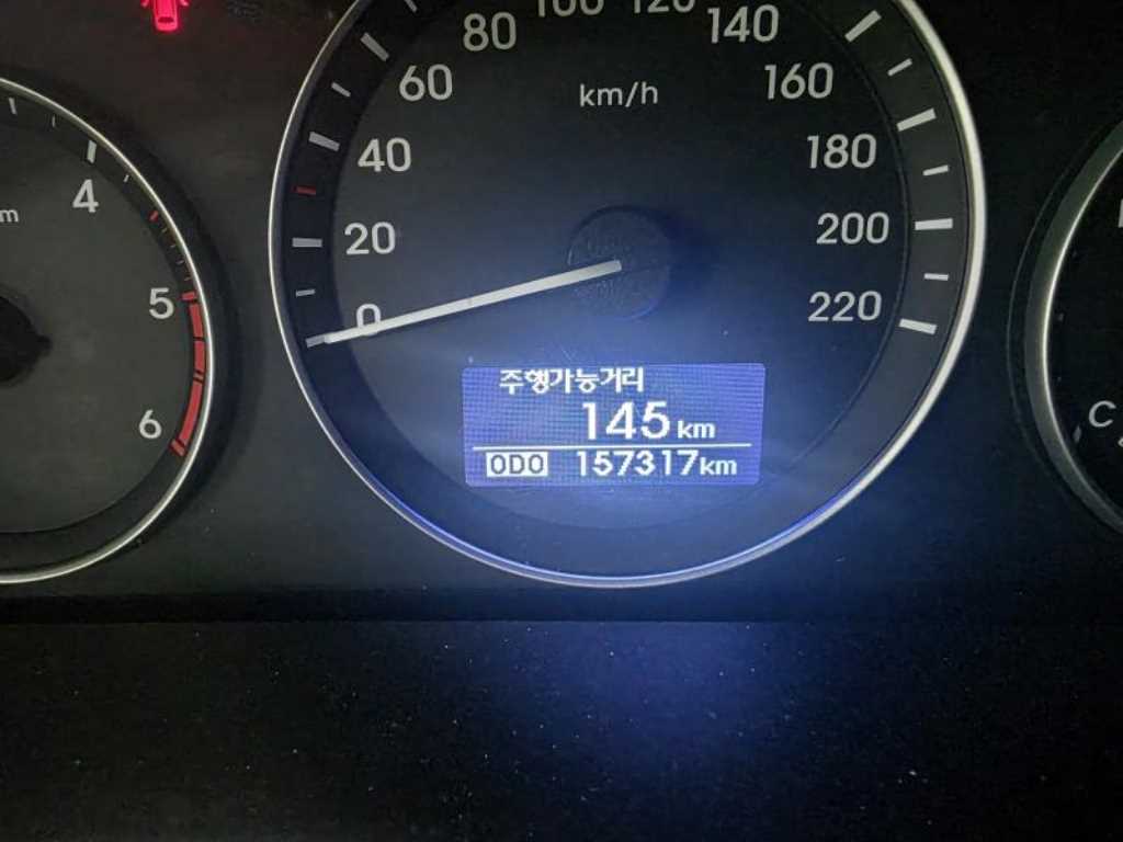 HYUNDAI Starex - Vista 9