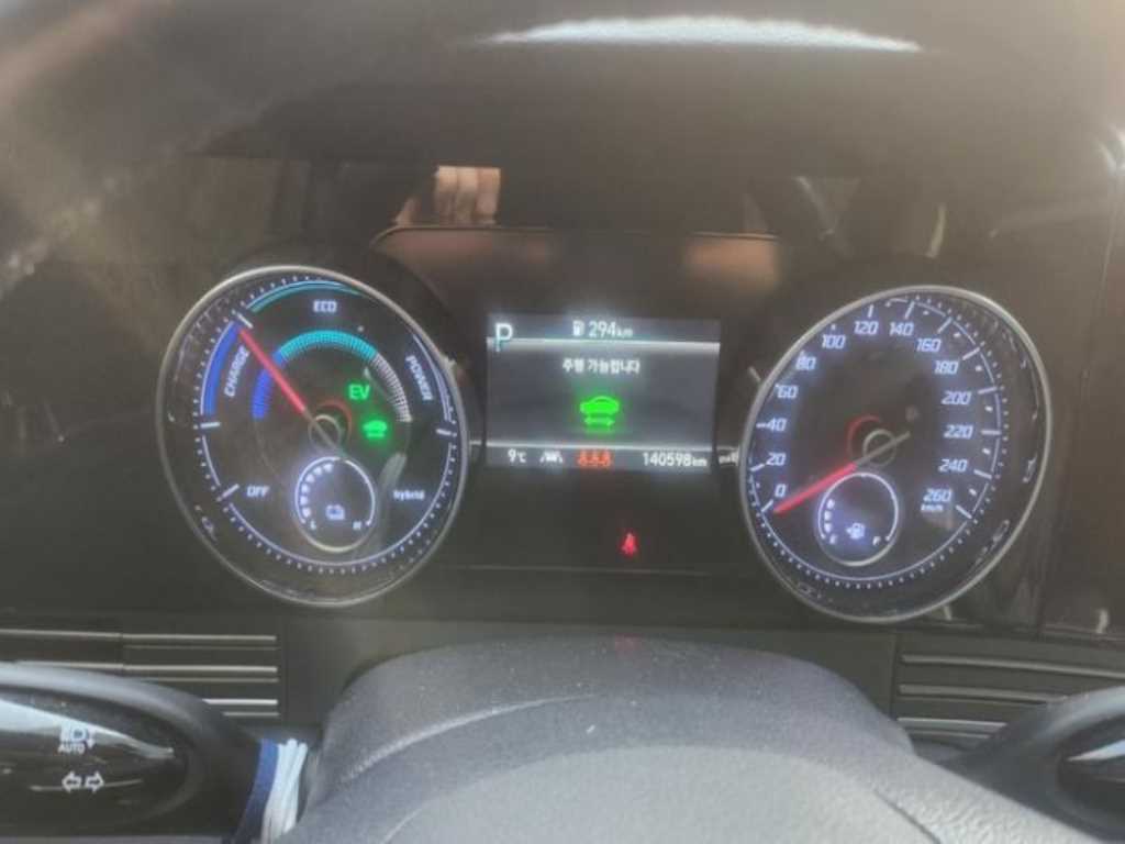 HYUNDAI Grandeur - Vista 5