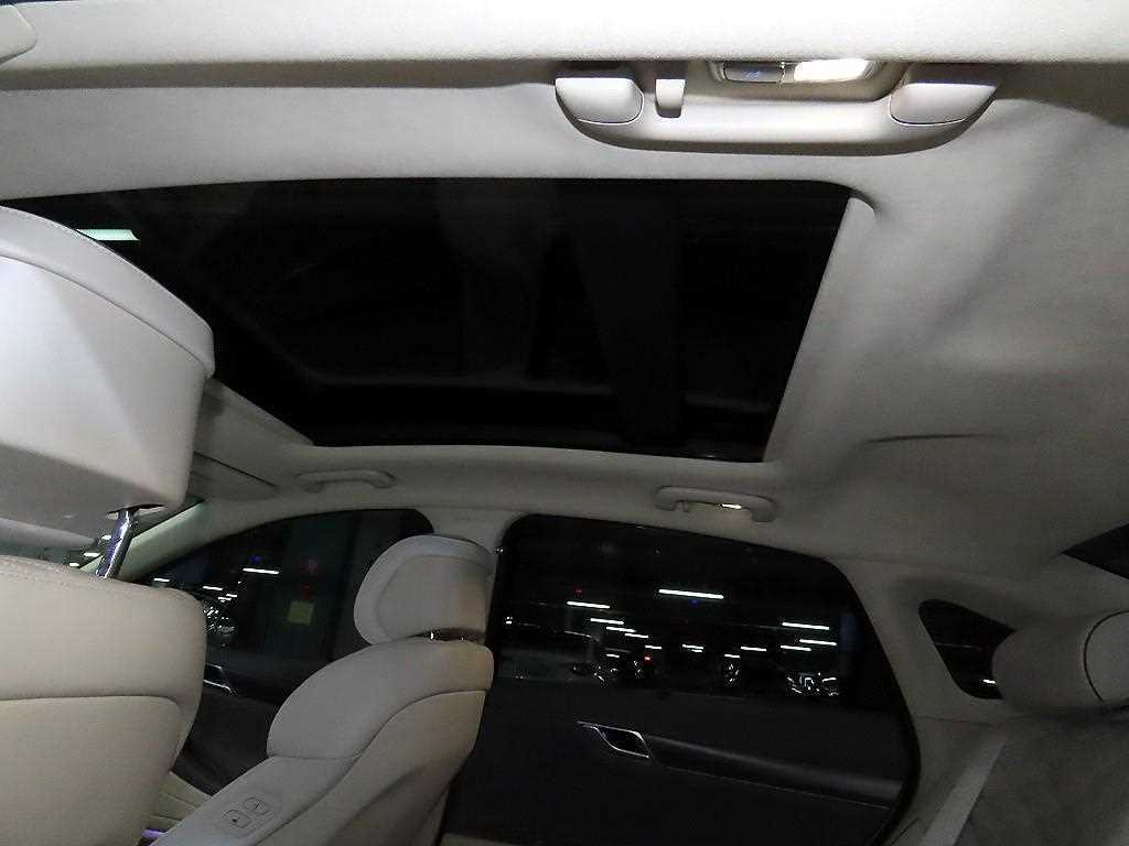 Genesis G80 2025 Blanco - Importación desde Corea - HF Imports Iquique - Foto 16