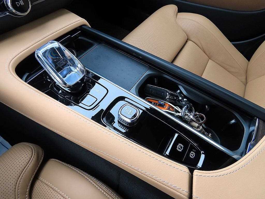 Volvo S90 - Vista 11