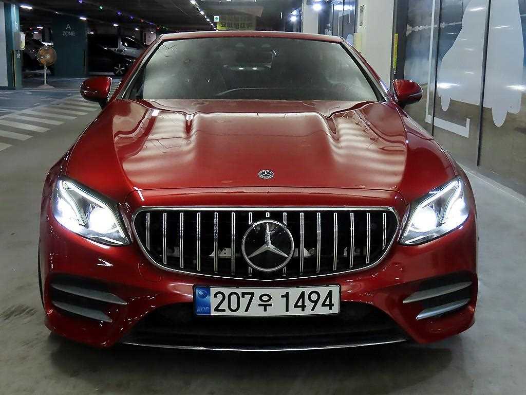 Mercedes Benz E class - Vista 6