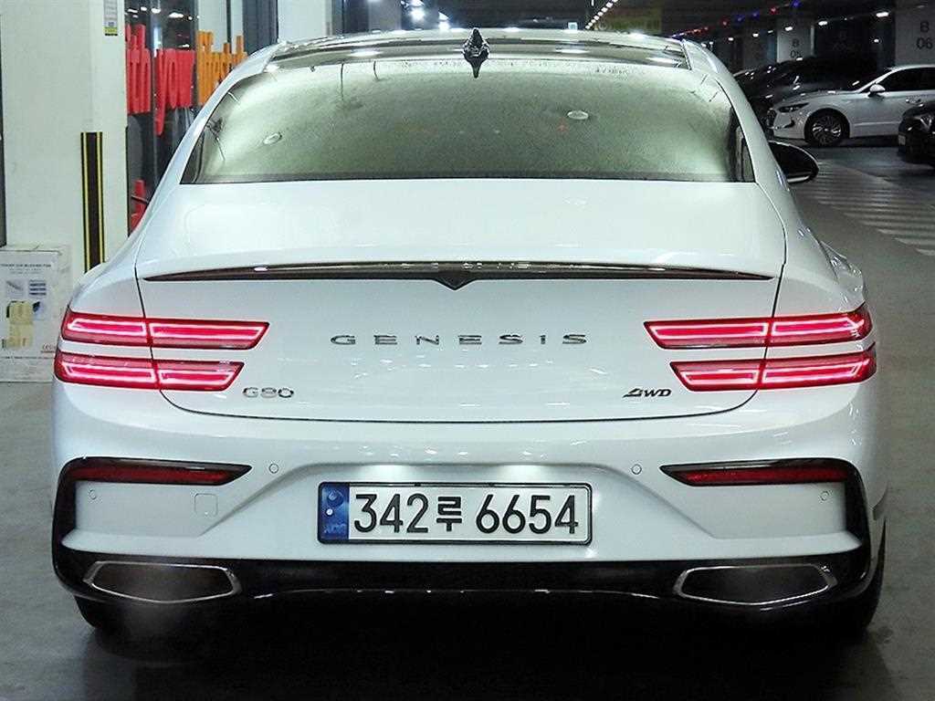 Genesis G80 - Vista 5