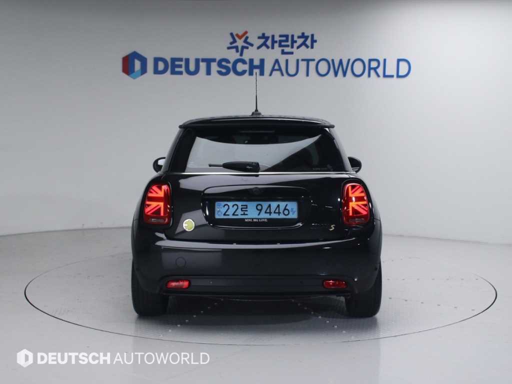 Mini Cooper Electric - Vista 4