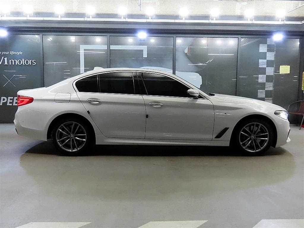 BMW 5 Series - Vista 3