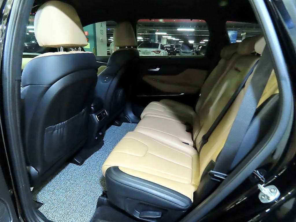 HYUNDAI Santa Fe - Vista 7