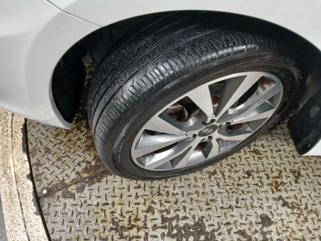 HYUNDAI Accent 2017 Blanco - Importación desde Corea - HF Imports Iquique - Foto 20