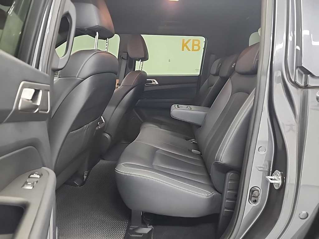 Ssangyong Rexton - Vista 12