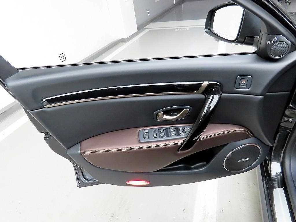 SAMSUNG SM7 - Vista 11