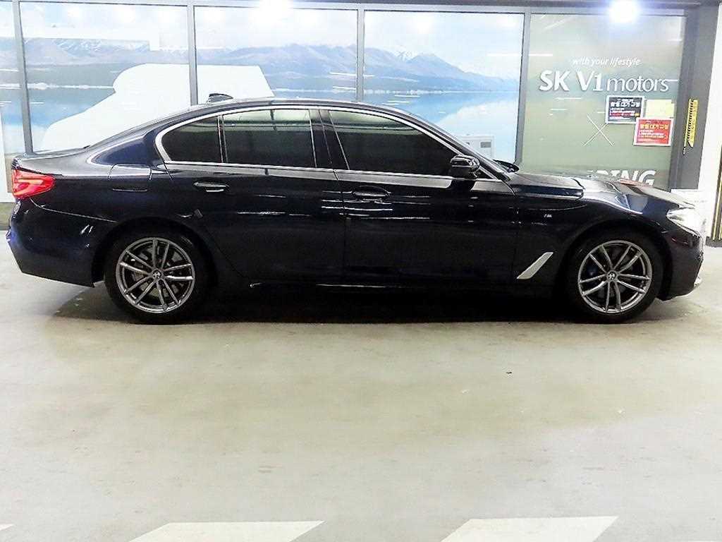 BMW 5 Series - Vista 3