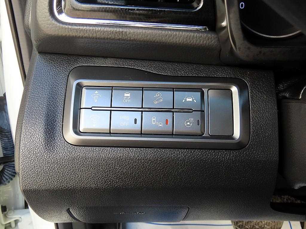 Ssangyong Tivoli - Vista 12