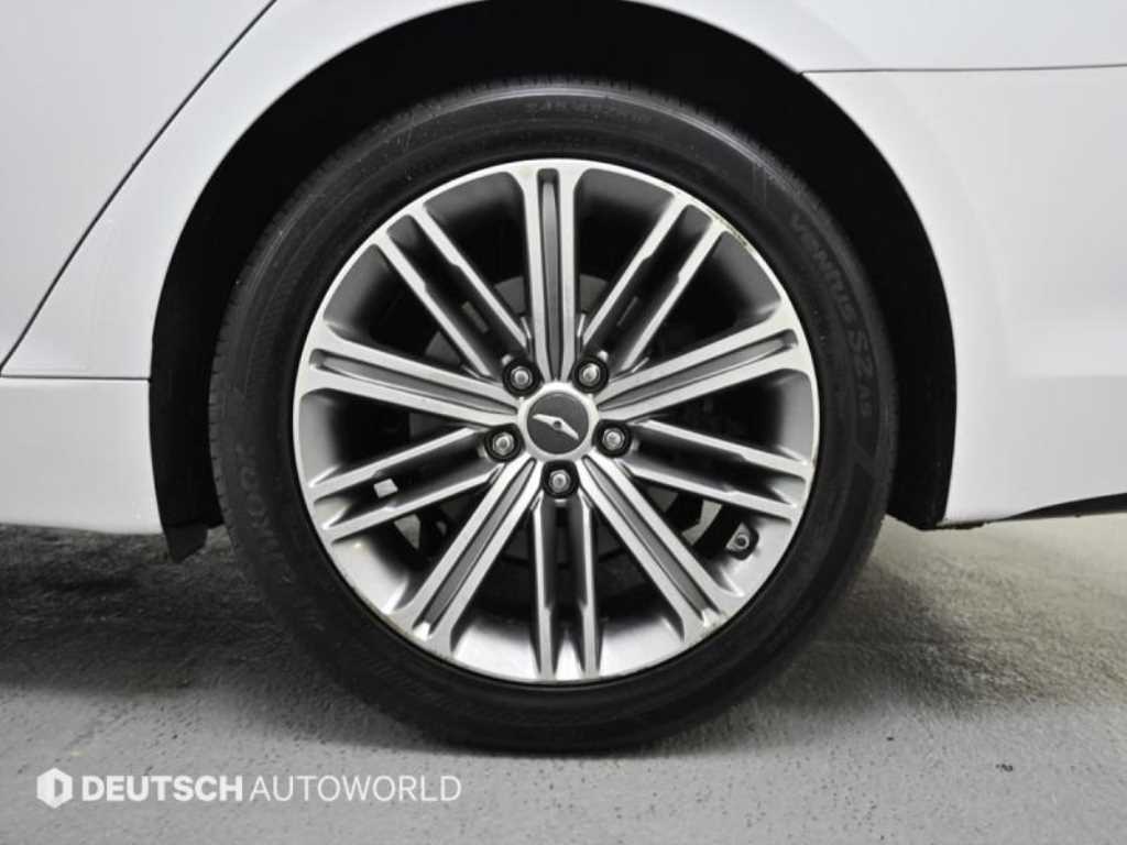 Genesis G80 - Vista 5