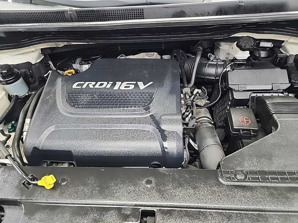 KIA Carnival - Vista 5