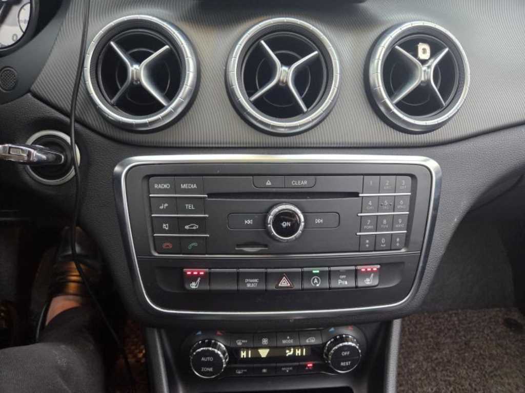 Mercedes Benz CLA Class 2016 Blanco - Importación desde Corea - HF Imports Iquique - Foto 17