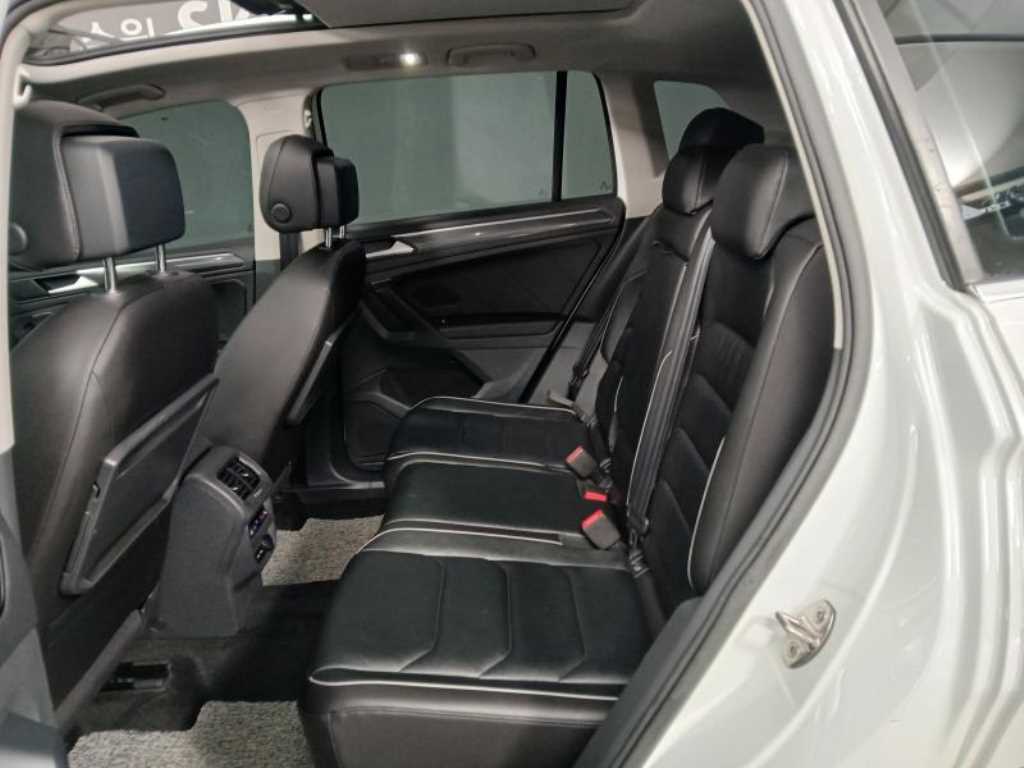 Volkswagen Tiguan - Vista 7