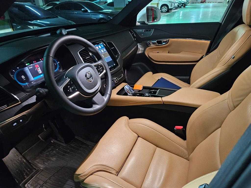 Volvo XC90 - Vista 8