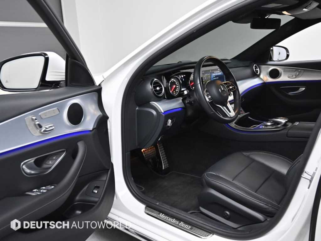 Mercedes Benz E class - Vista 11