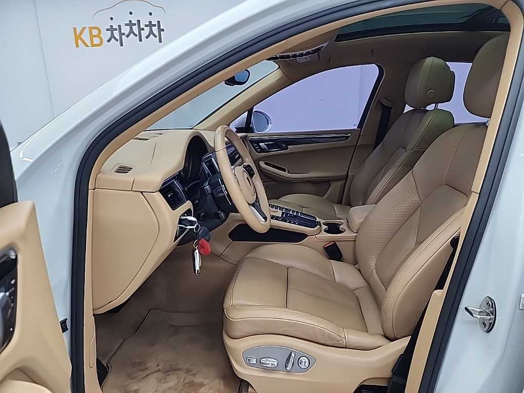 Porsche Macan - Vista 7