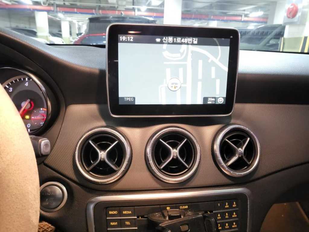 Mercedes Benz CLA Class 2016 Blanco - Importación desde Corea - HF Imports Iquique - Foto 15