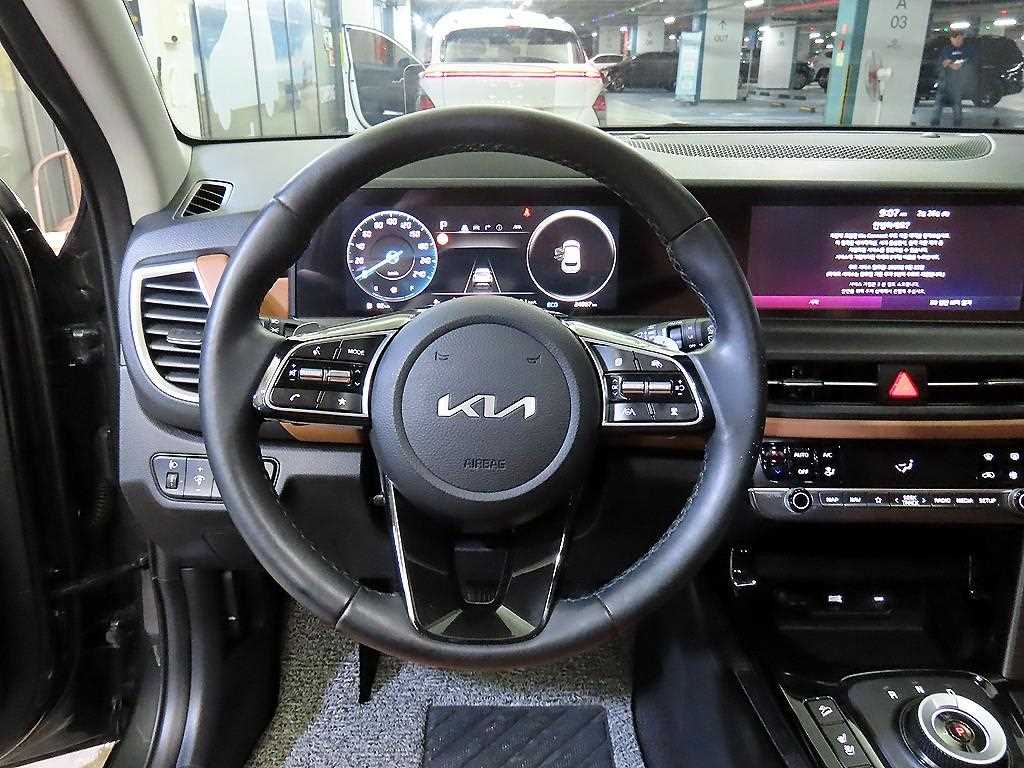 KIA Seltos - Vista 8