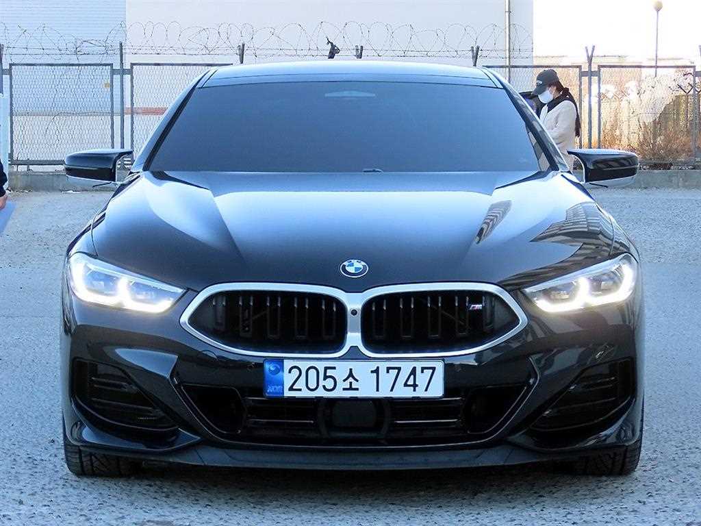 BMW 8 Series 2024 Negro - Importación desde Corea - HF Imports Iquique - Foto 1