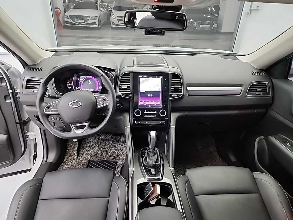 SAMSUNG QM6 - Vista 8