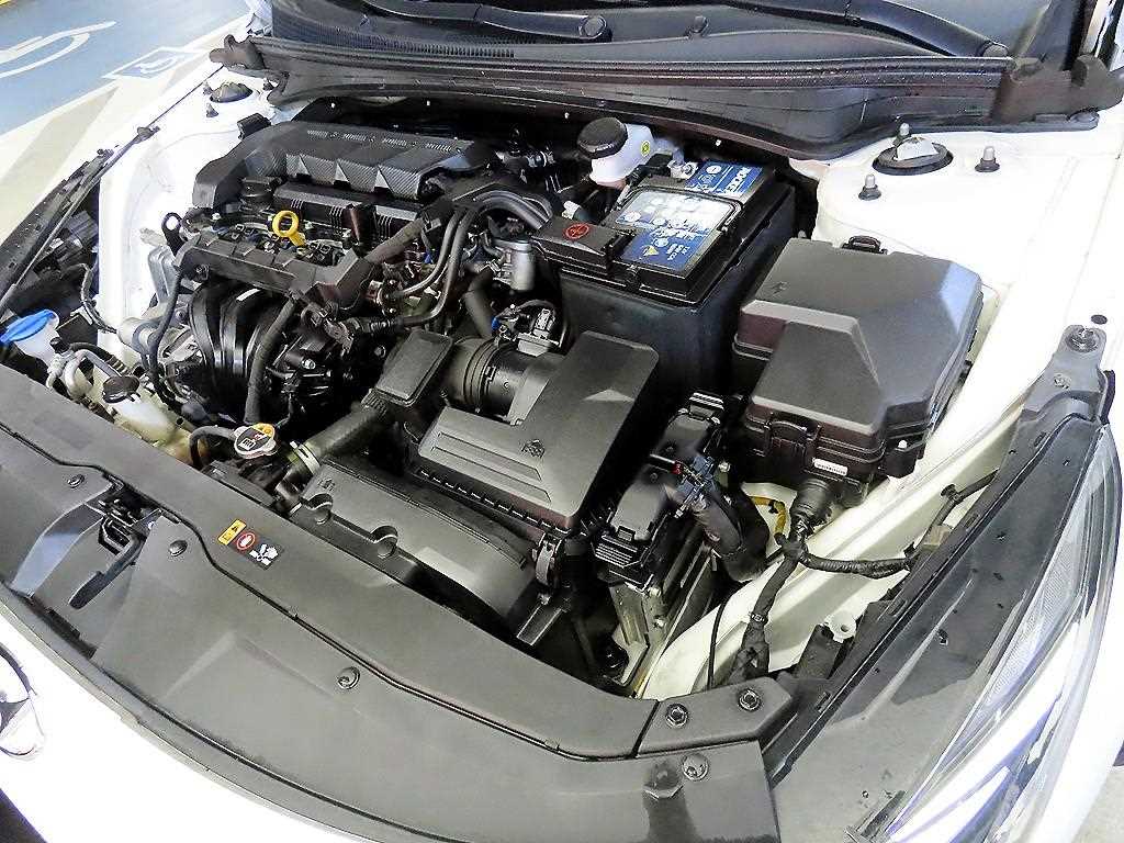 HYUNDAI Avante 2021 Blanco - Importación desde Corea - HF Imports Iquique - Foto 19