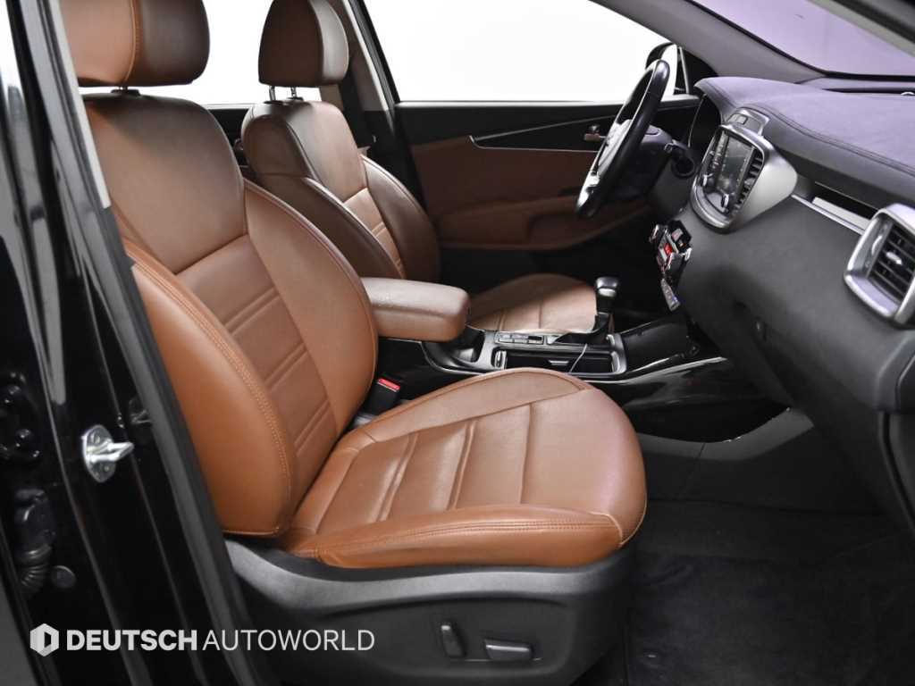 KIA Sorento - Vista 10