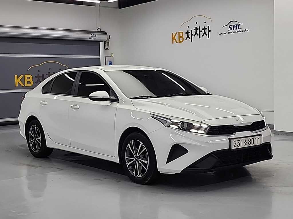 KIA K3 2022 Blanco - Importación desde Corea - HF Imports Iquique - Foto 1