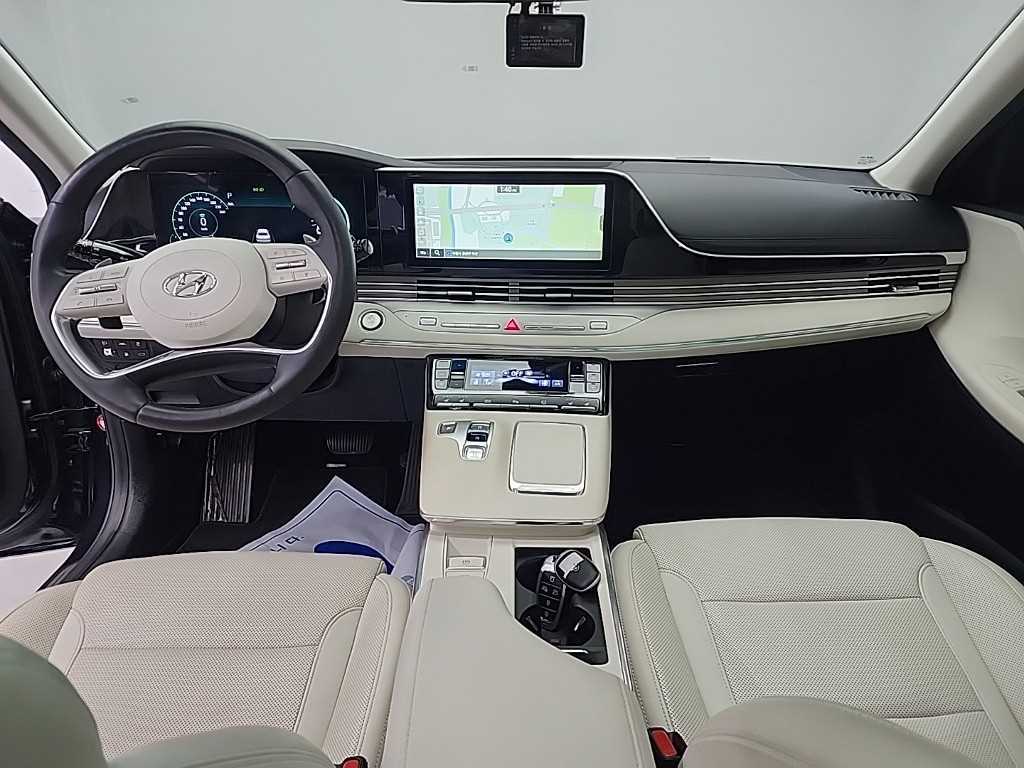 HYUNDAI Grandeur - Vista 7