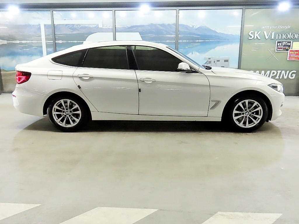 BMW Gran Turismo - Vista 3