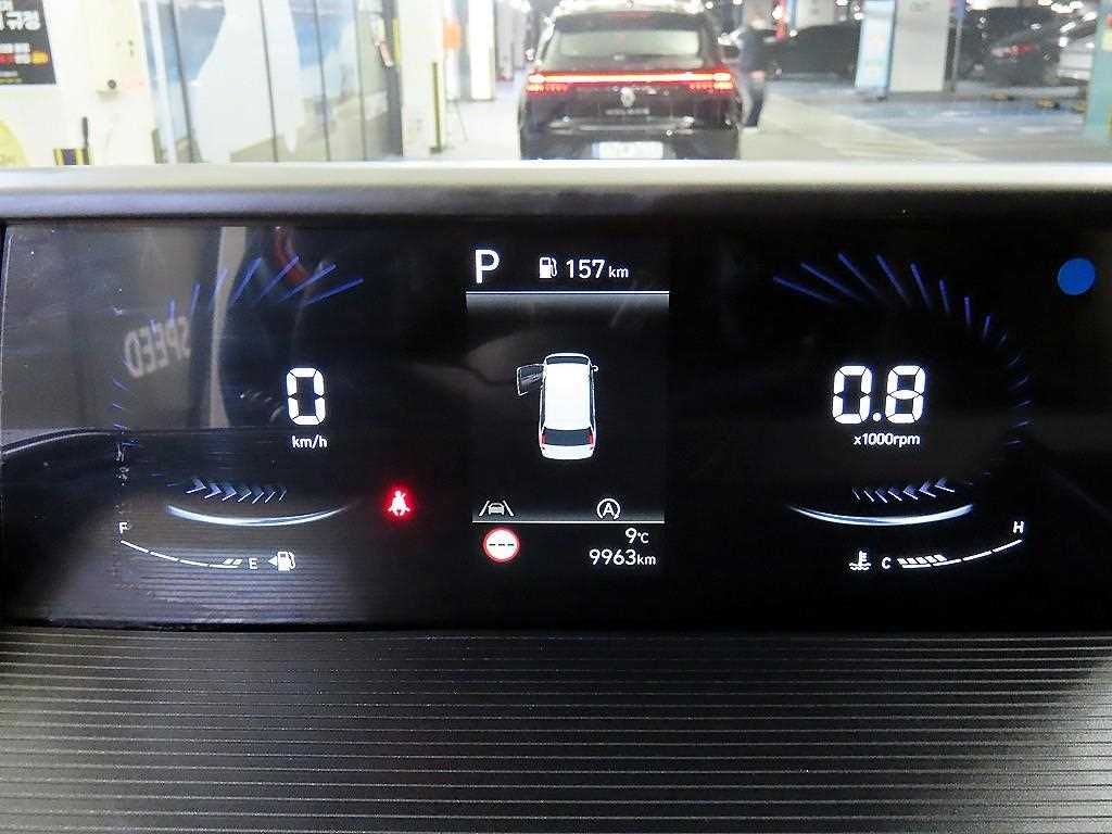 HYUNDAI Staria - Vista 10