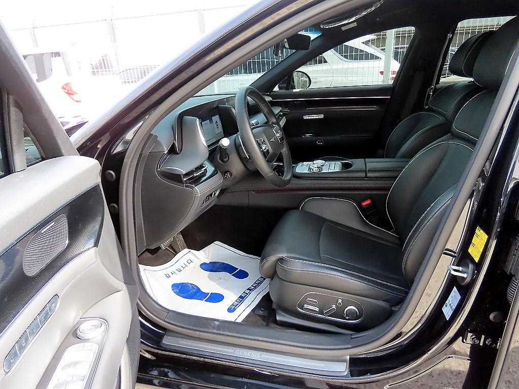 Genesis G90 - Vista 5