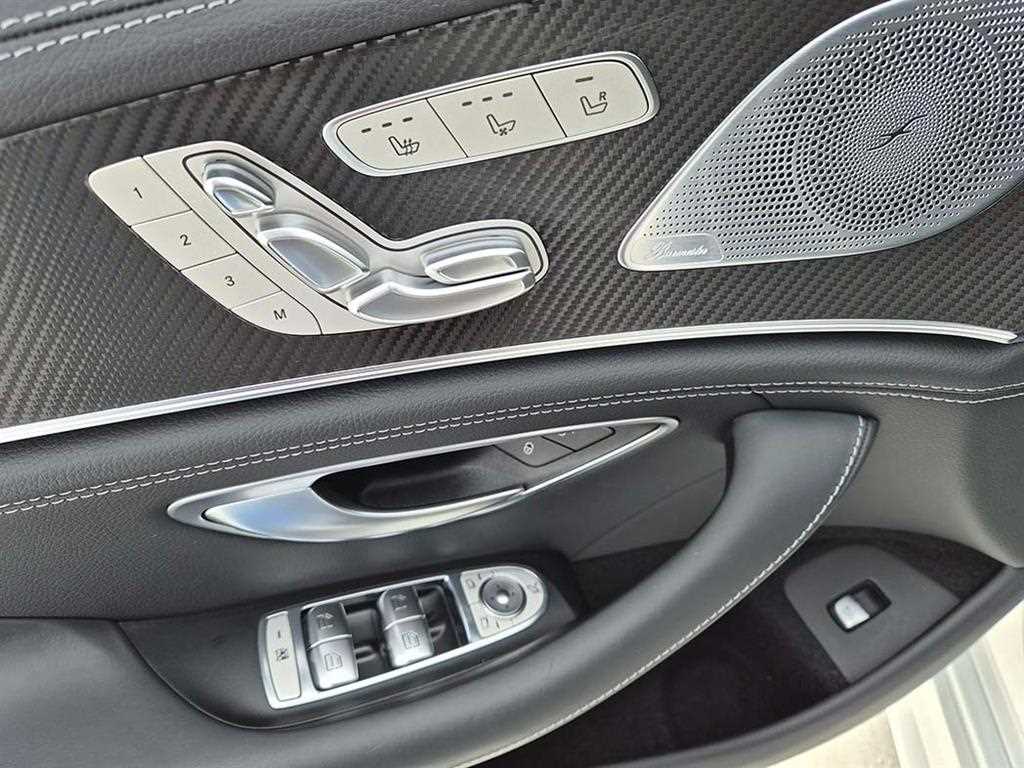 Mercedes Benz AMG GT - Vista 12