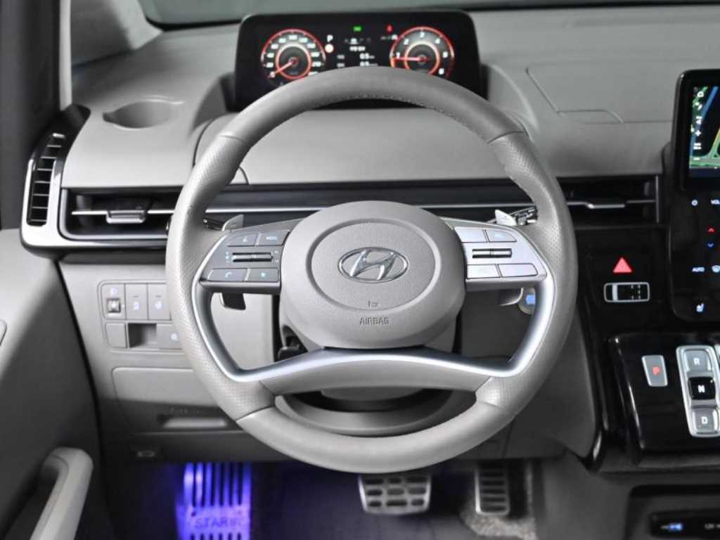 HYUNDAI Staria 2023 - Importación desde Corea - HF Imports Iquique - Foto 13